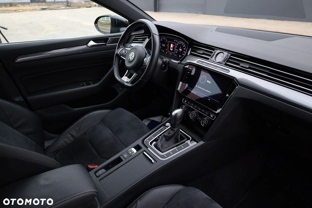 Volkswagen Arteon 2.0 TDI Bi-Turbo SCR 4Mot R-Line DSG - 18