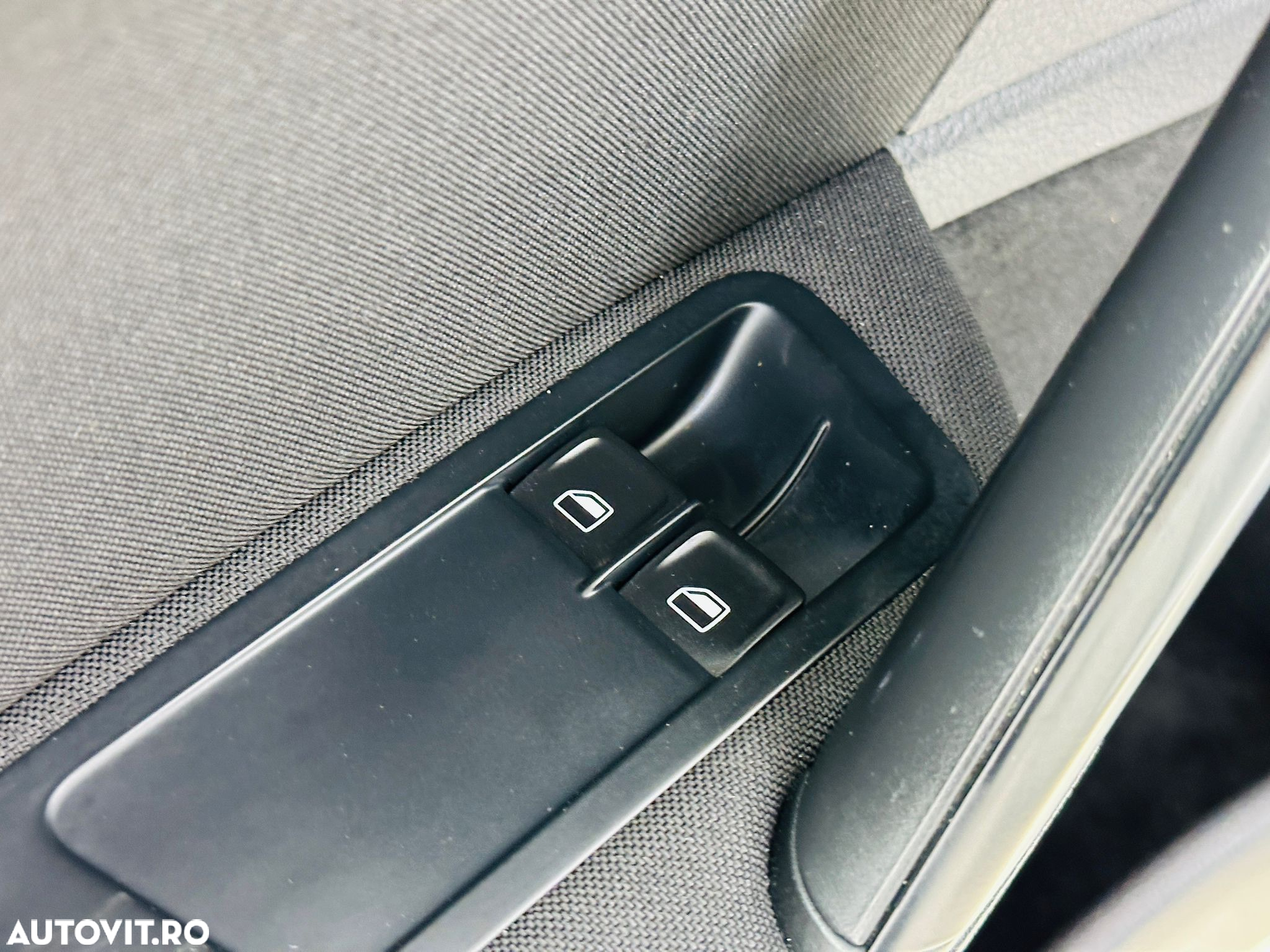 Volkswagen Golf - 15