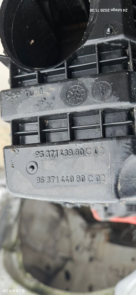 Obudowa filtra powietrza Peugeot 307 2,0 16V 2005r 9637144080 9637143980 - 6