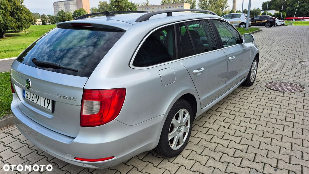 Skoda Superb 2.0 TDI Ambition - 6