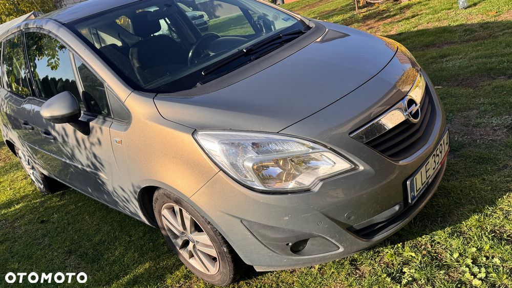 Opel Meriva 2010 photo 4