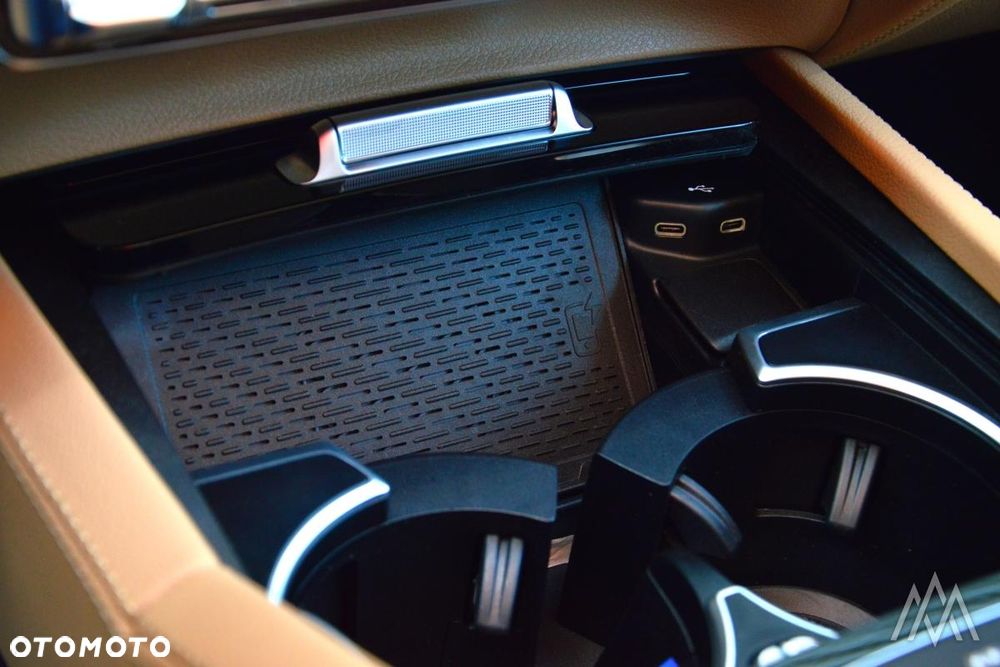 Mercedes-Benz GLE - 25