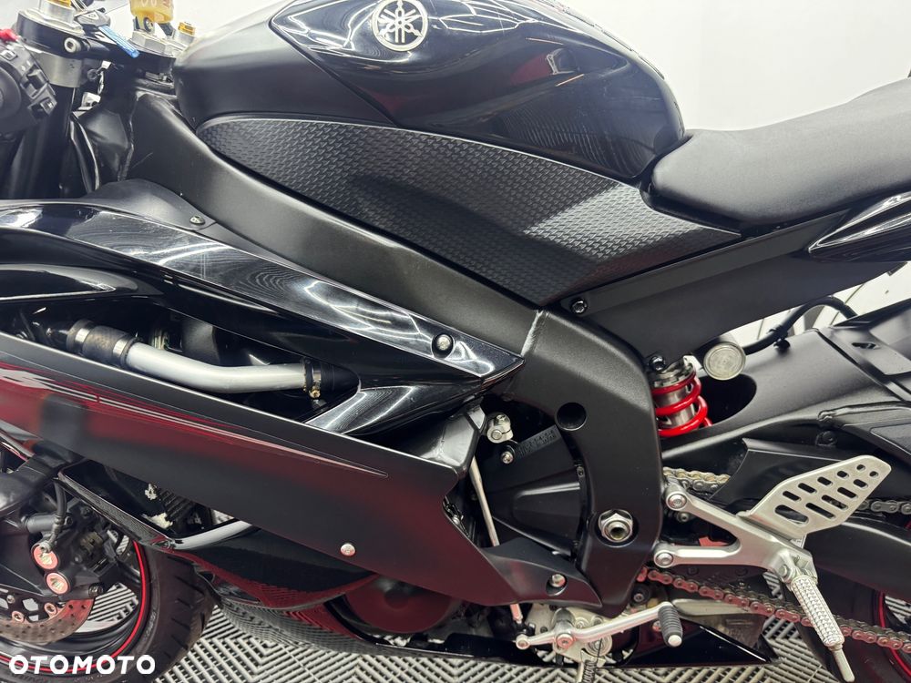 Yamaha R6 - 15
