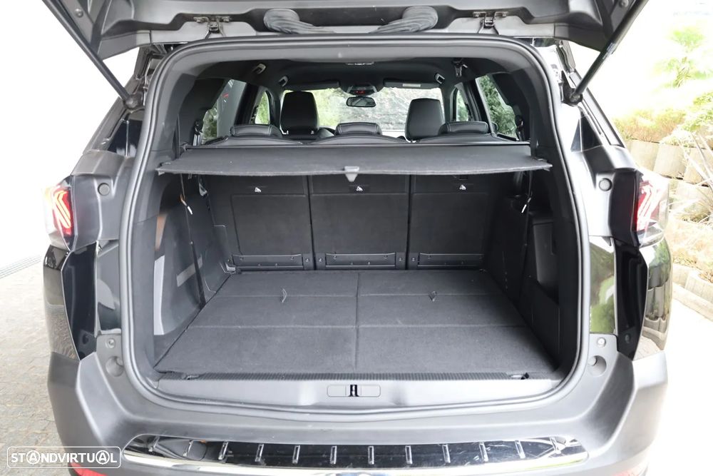 Peugeot 5008 1.2 PureTech Allure EAT8 - 14