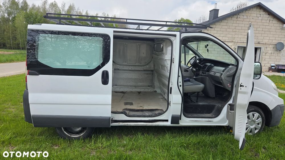 Renault Trafic - 2