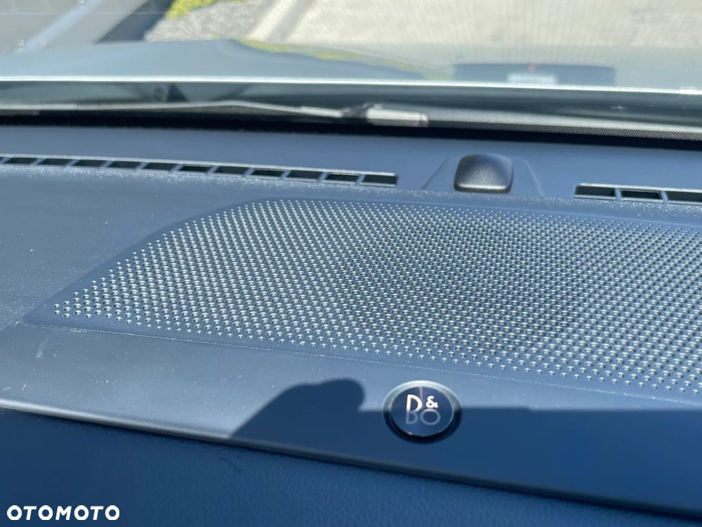 Ford Tourneo Custom - 26