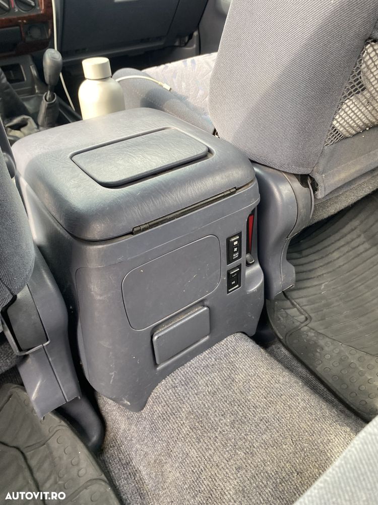 Toyota Land Cruiser 3.0 TD-4D VX - 26