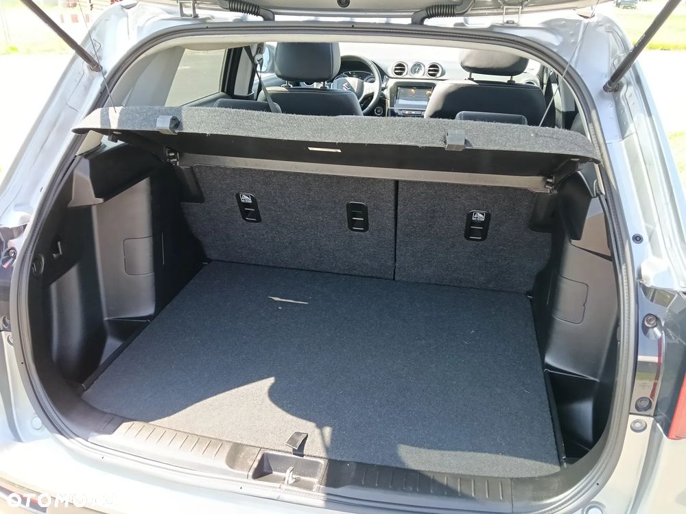Suzuki Vitara 1.5 Dualjet Hybrid AGS Comfort+ "SHINKAI" - 19