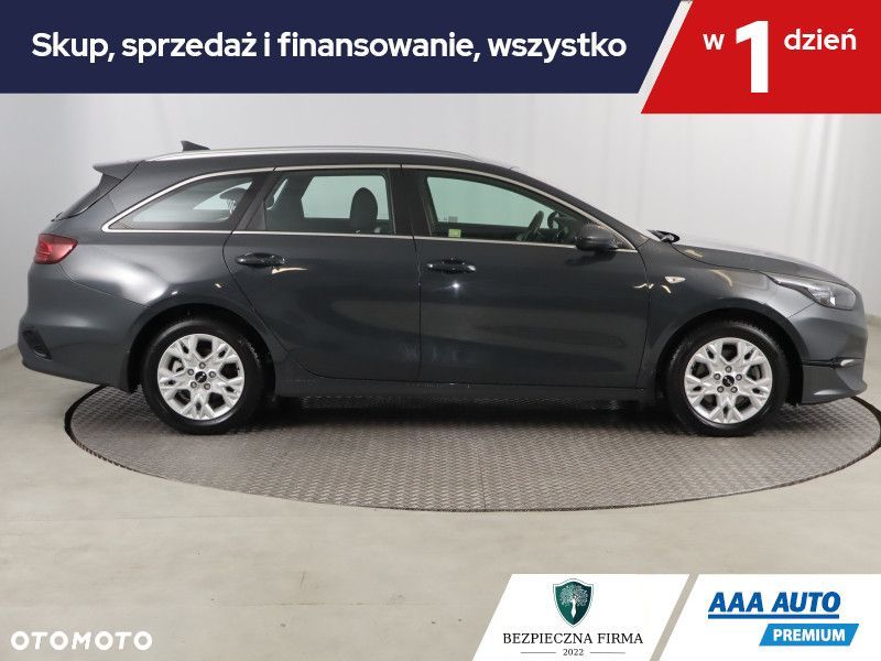 Kia Ceed - 7