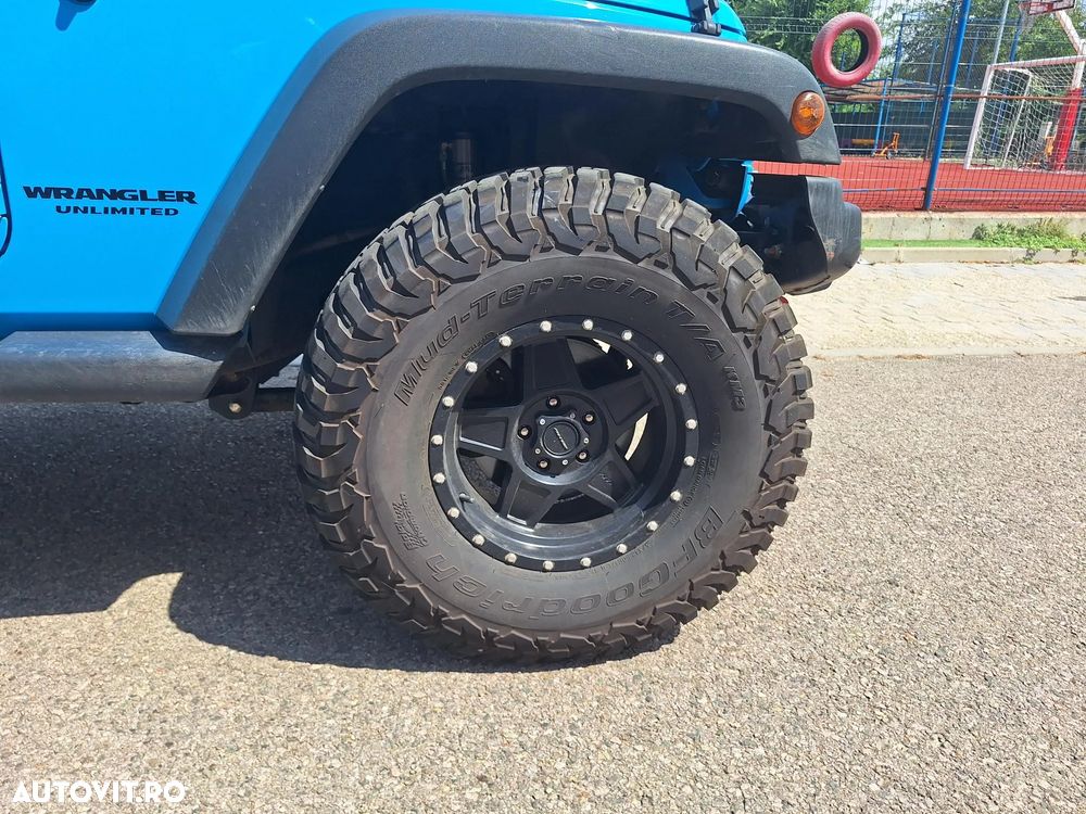 Jeep Wrangler Unlimited 2.8 CRD AT Rubicon - 9