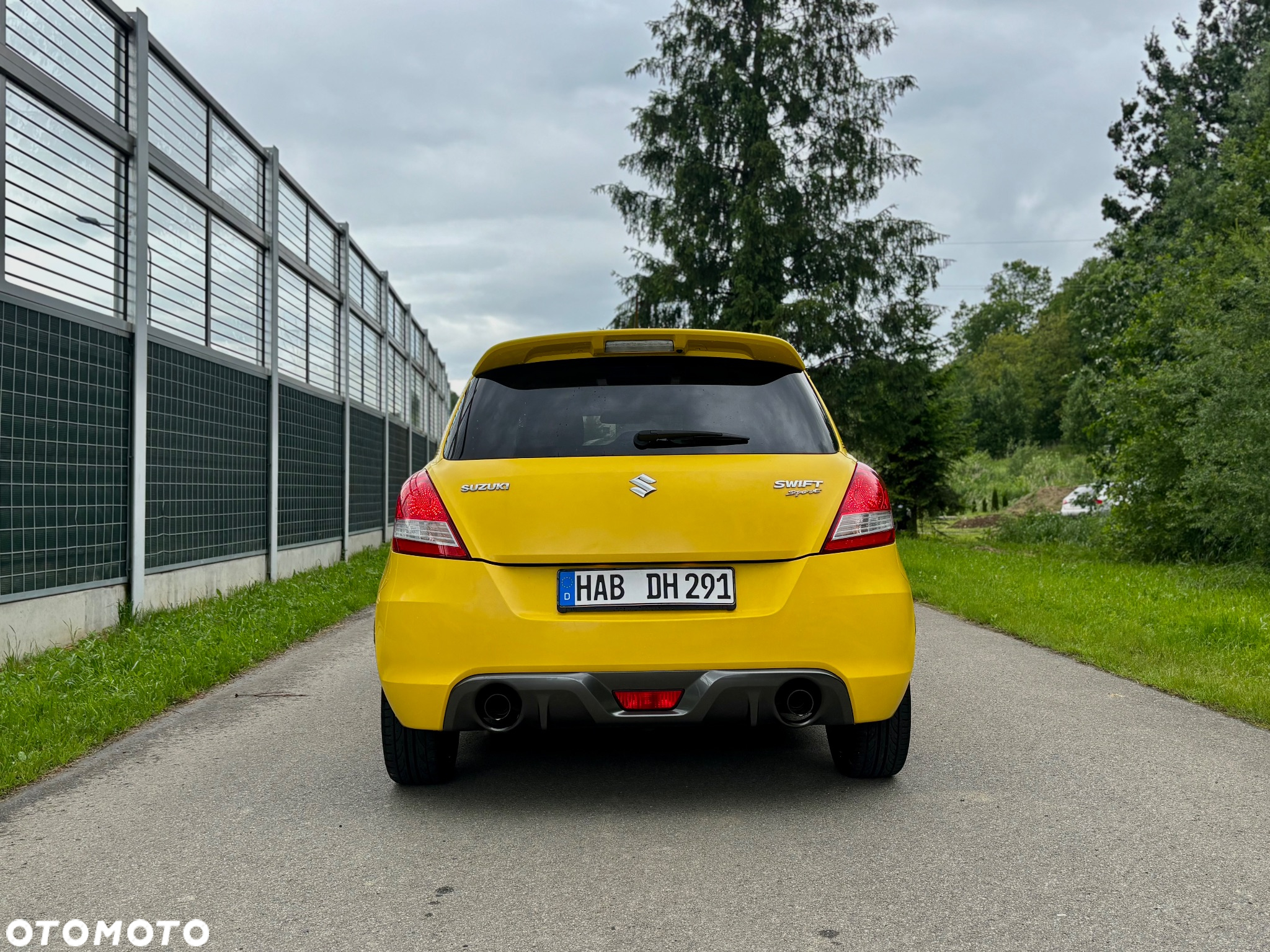 Suzuki Swift 1.6 Sport - 11