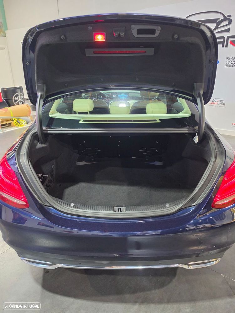 Mercedes-Benz C 300 h Avantgarde - 17