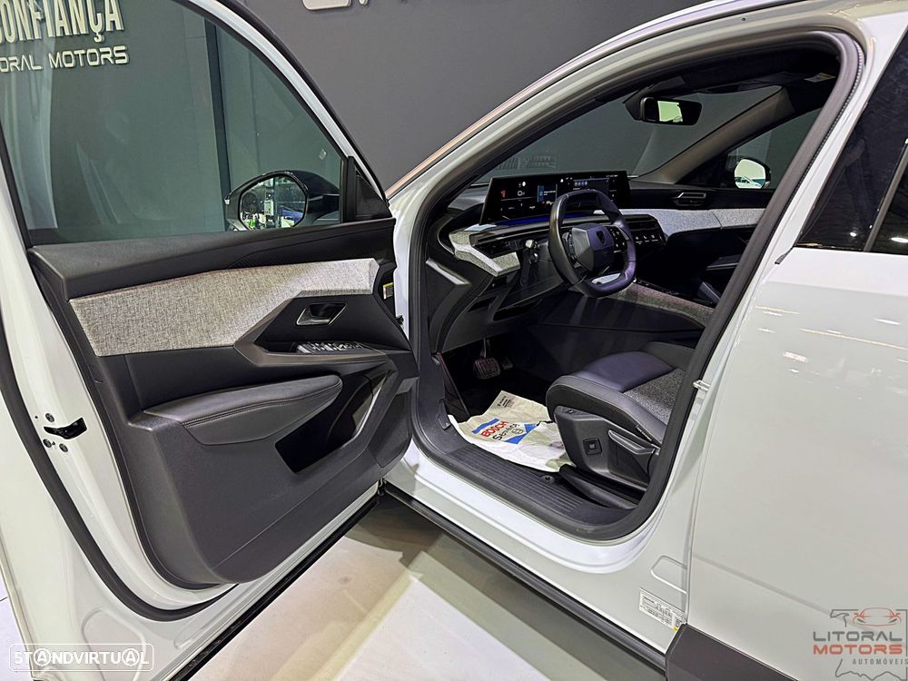 Peugeot 3008 1.2 Hybrid Allure Pack e-DCS6 - 13