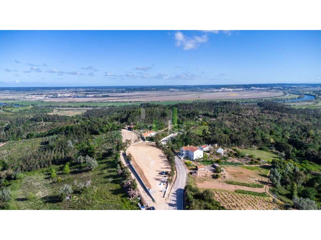 Venda de Terreno com projeto aprovado para moradia térrea - Grande imagem: 3/58