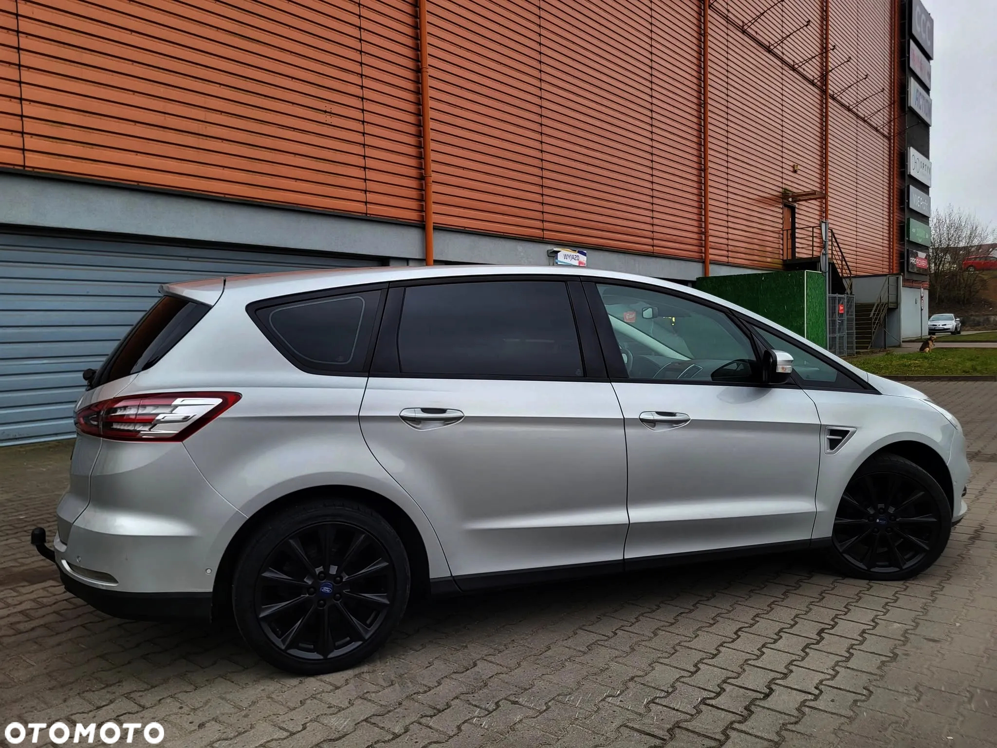 Ford S-Max 2.0 EcoBlue Titanium - 16