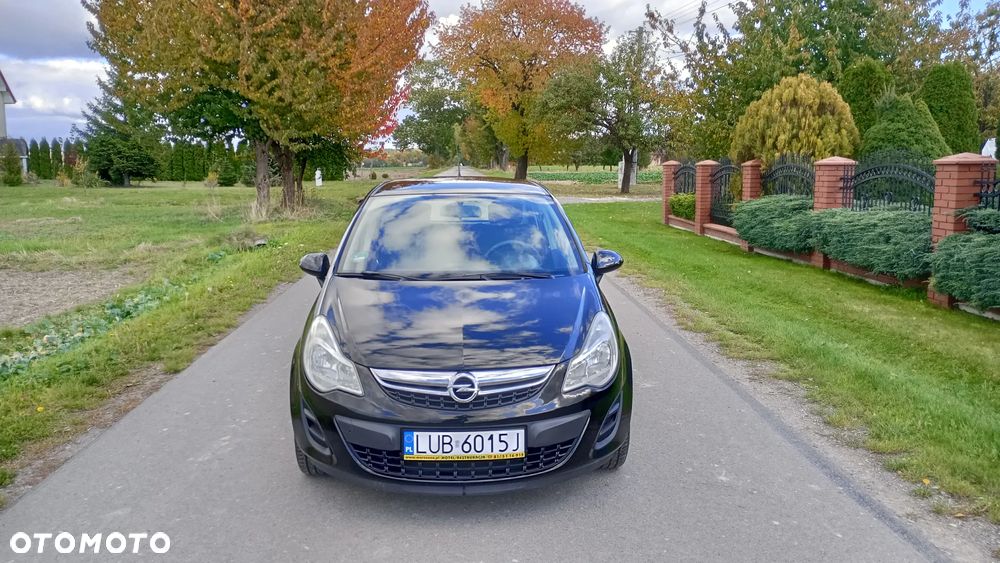 Opel Corsa 1.2 16V Cosmo - 3
