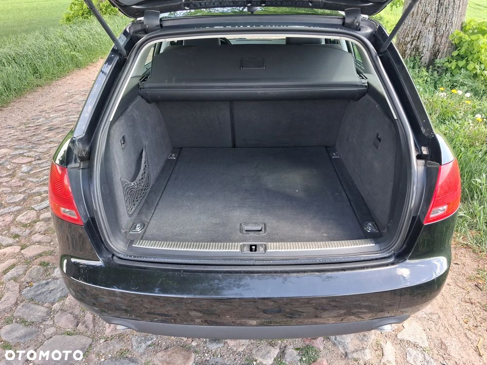 Audi A4 Avant 2.0 TDI - 4