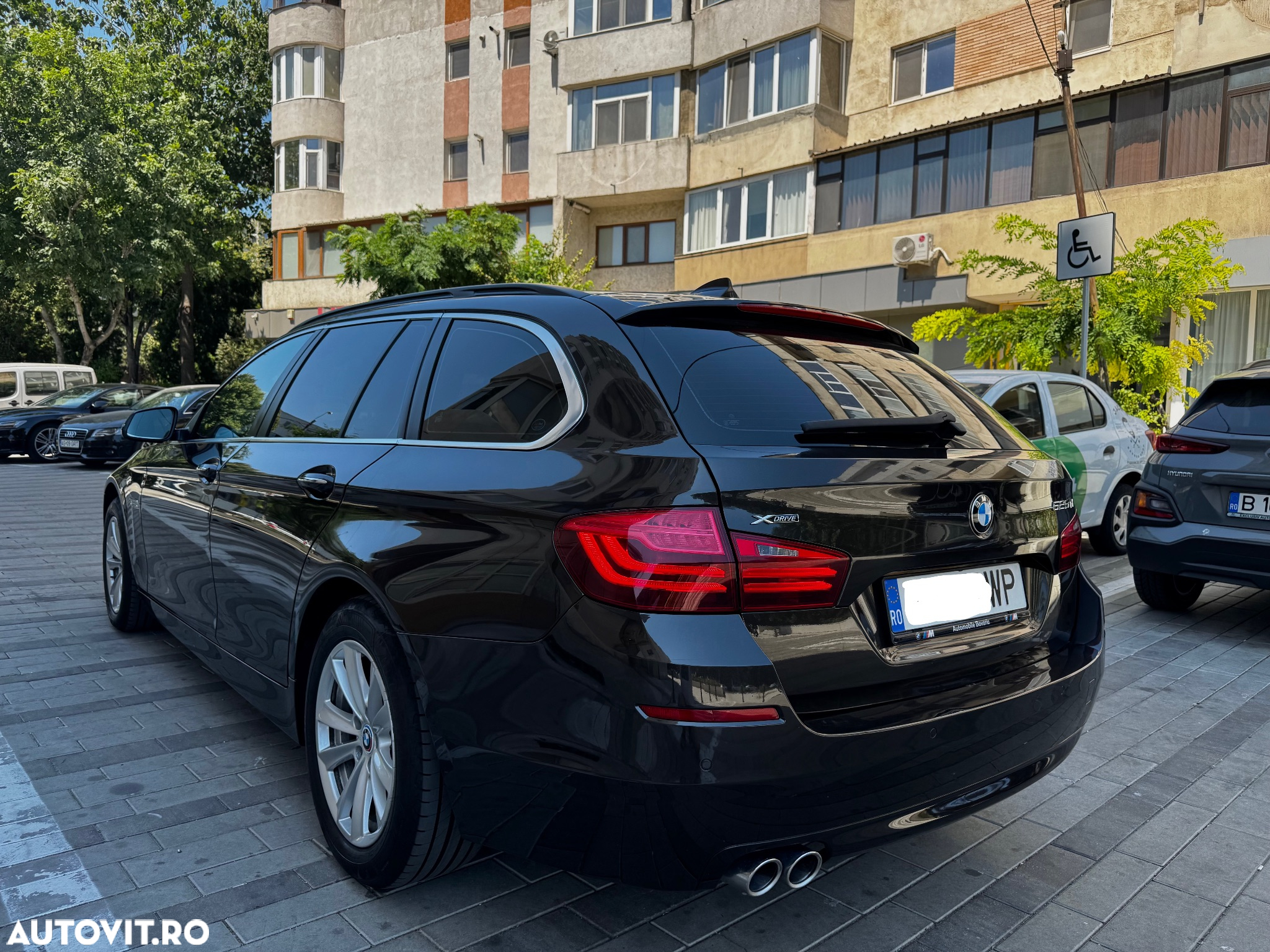 BMW Seria 5 525d xDrive AT - 4