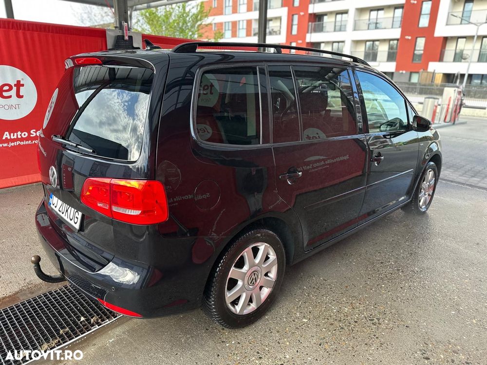 Volkswagen Touran 1.6 TDI DPF BlueMotion Technology MATCH - 2