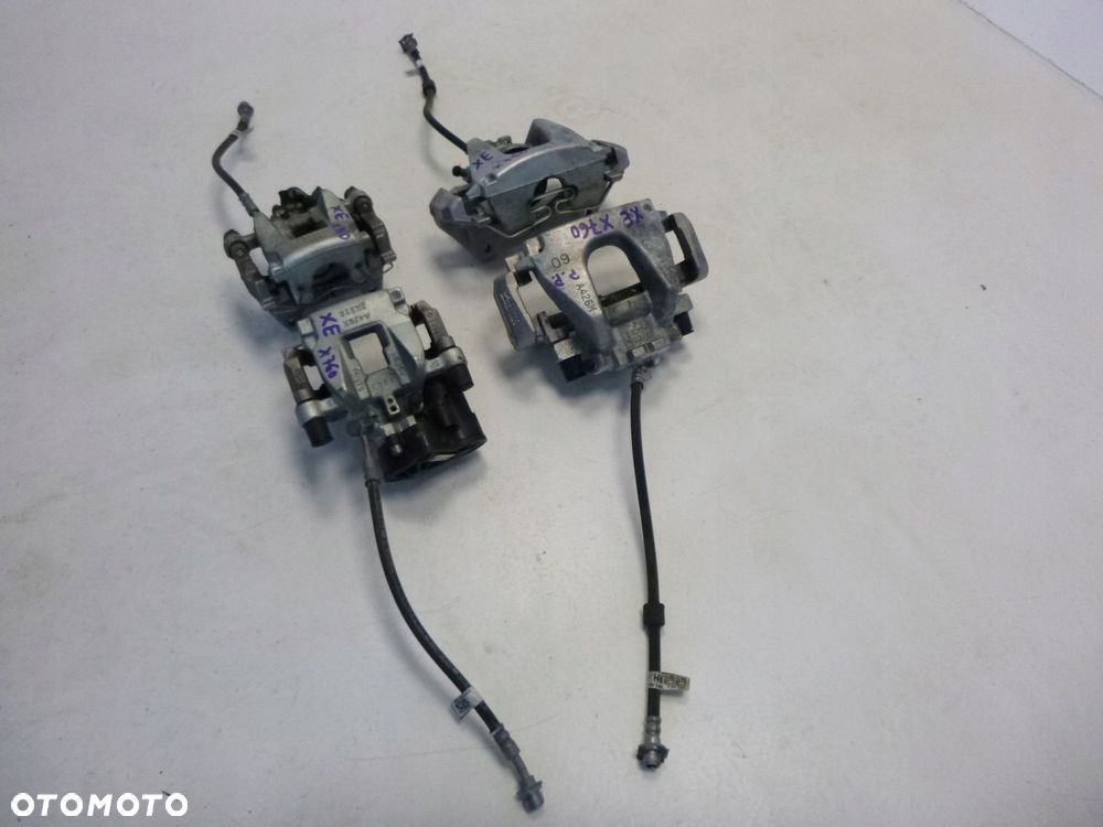 JAGUAR XE X760 ZACISK HAMULCOWY PRAWY LEWY PRZÓD - 4