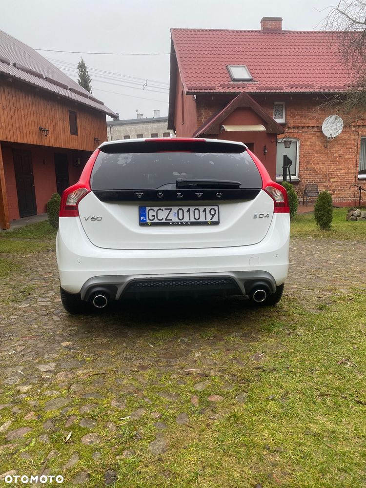 Volvo V60 D4 Geartronic Momentum - 4