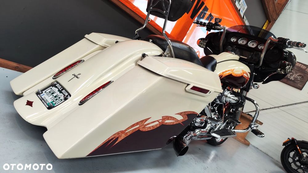 Harley-Davidson FLHXS Special - 32