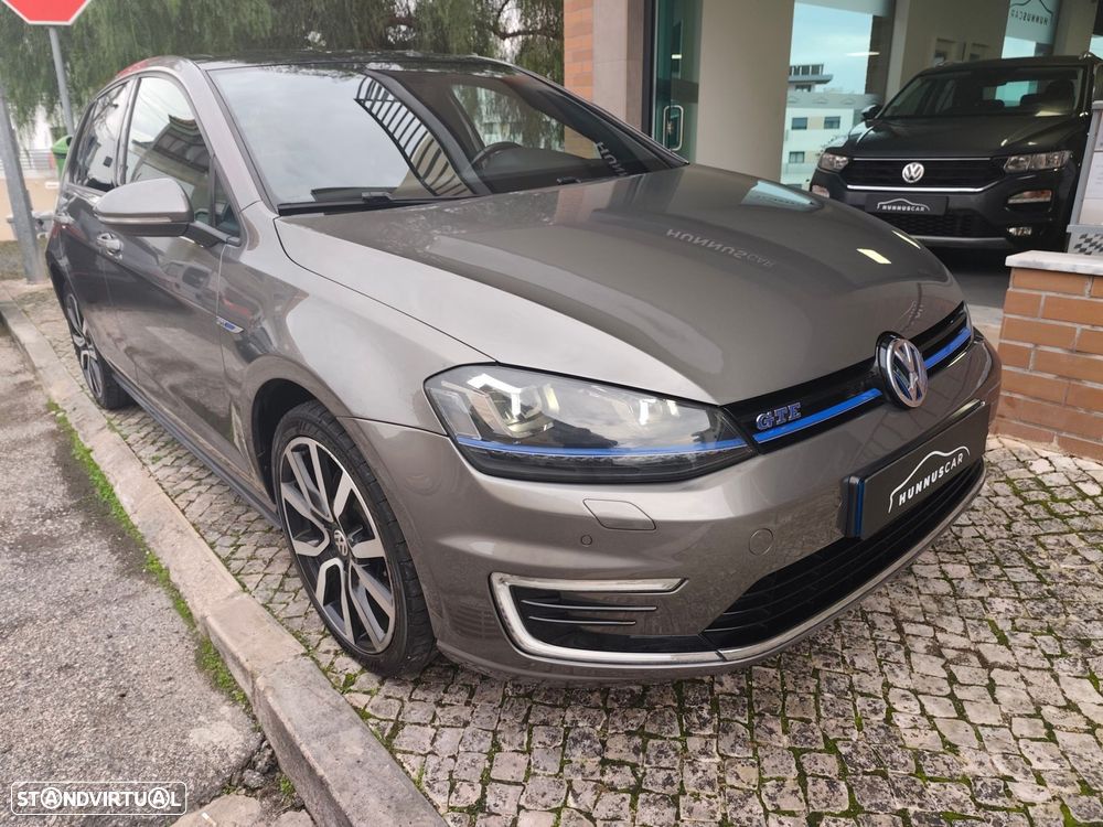 VW Golf 1.4 GTE Plug-In-Hybrid DSG - 26