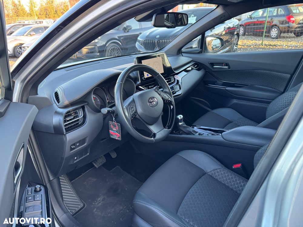 Toyota C-HR 1.8 HSD 4x2 CVT C-lassy LED - 6