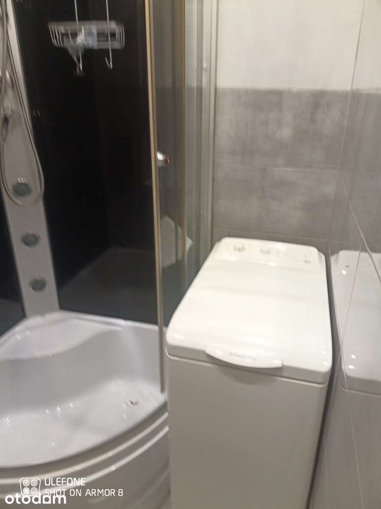Wynajem 2-pokojowego mieszkania z balkonem. Całość 2250 zł. ul. Okrzei
