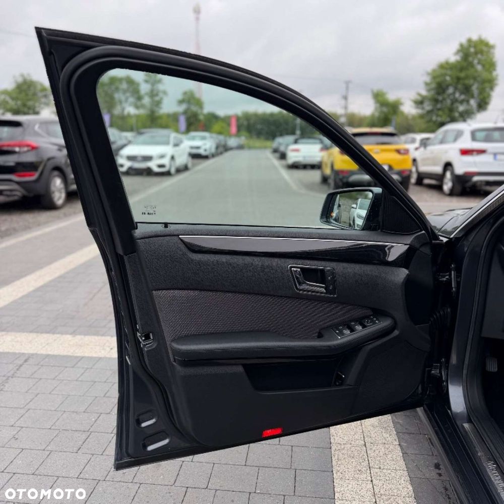 Mercedes-Benz Klasa E - 15