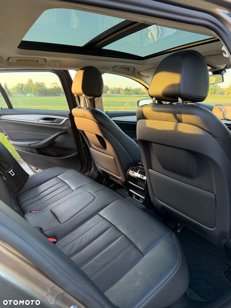 BMW Seria 5 520d xDrive Luxury Line sport - 7