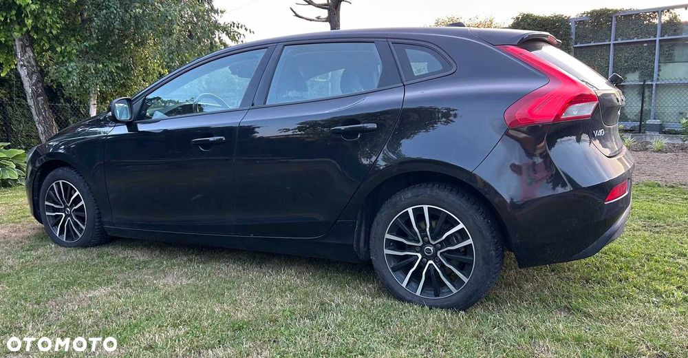 Volvo V40 - 2