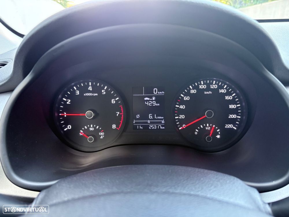 Kia Rio 1.2 CVVT Urban - 39