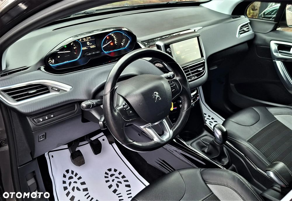 Peugeot 2008 PureTech 110 Stop&Start Allure - 17