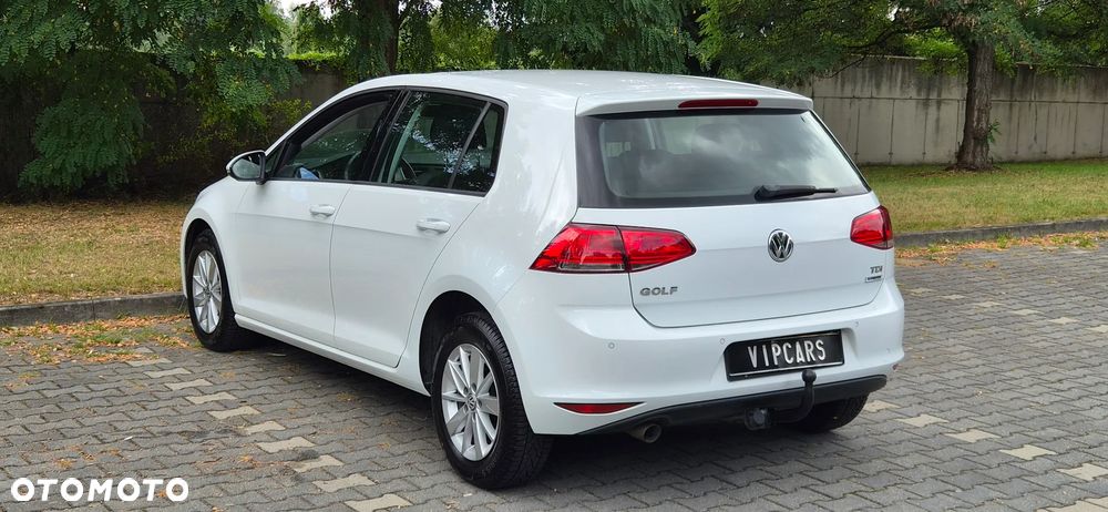 Volkswagen Golf 1.6 TDI Trendline DSG - 12