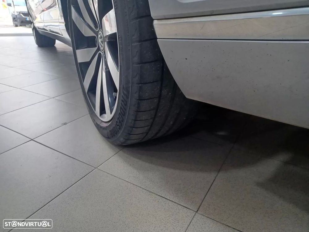 VW Passat 1.4 TSI GTE Plug-in - 36