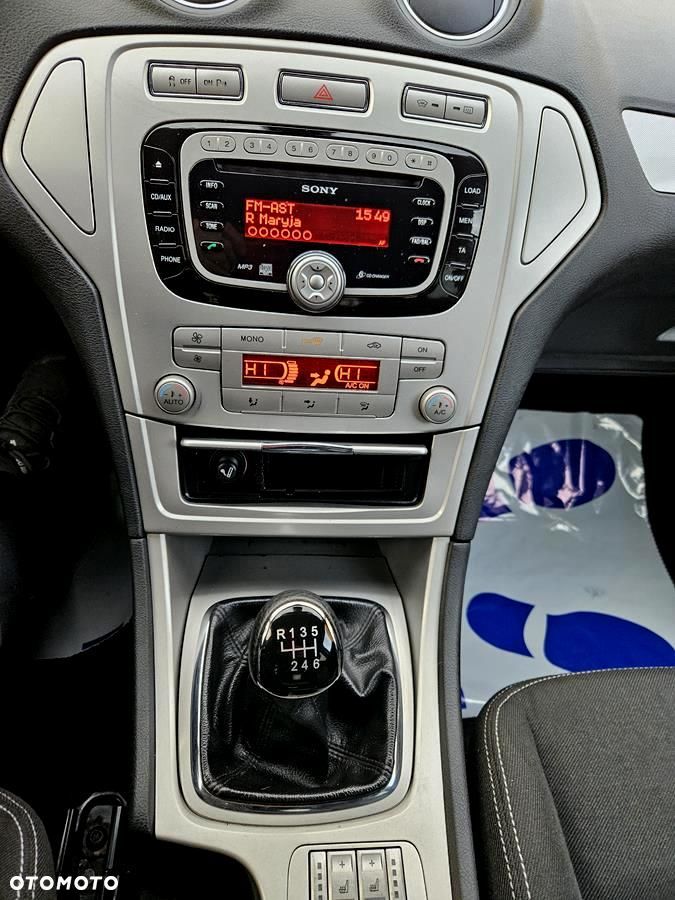 Ford Mondeo 2.0 TDCi Champions Edition - 15