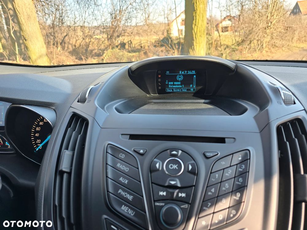 Ford Kuga 2.0 TDCi 4x4 Titanium - 20