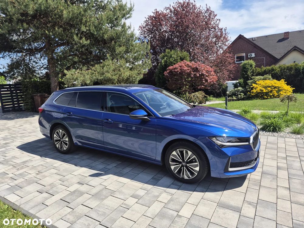 Skoda Superb 1.5 TSI mHEV Selection DSG - 3