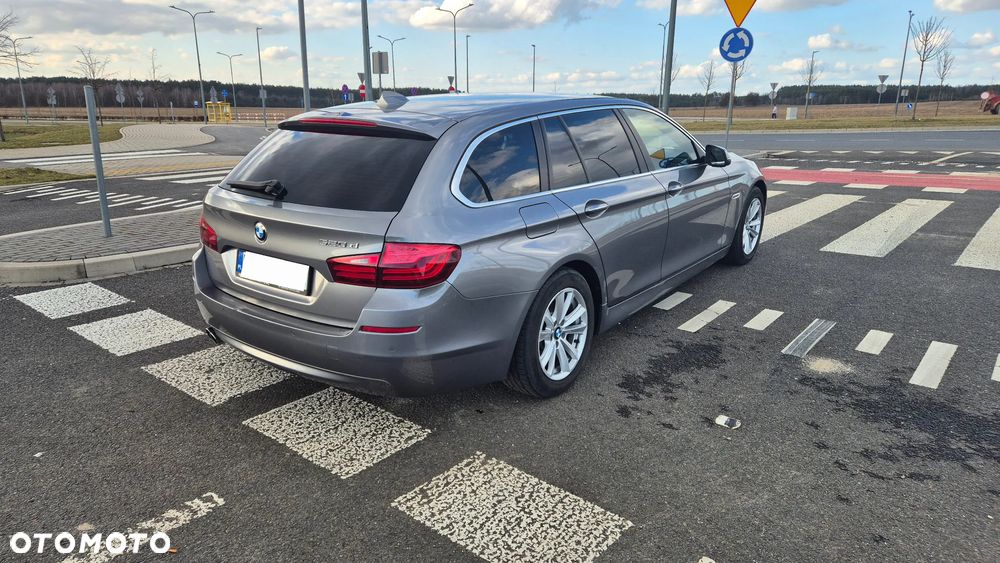 BMW Seria 5 520d - 7