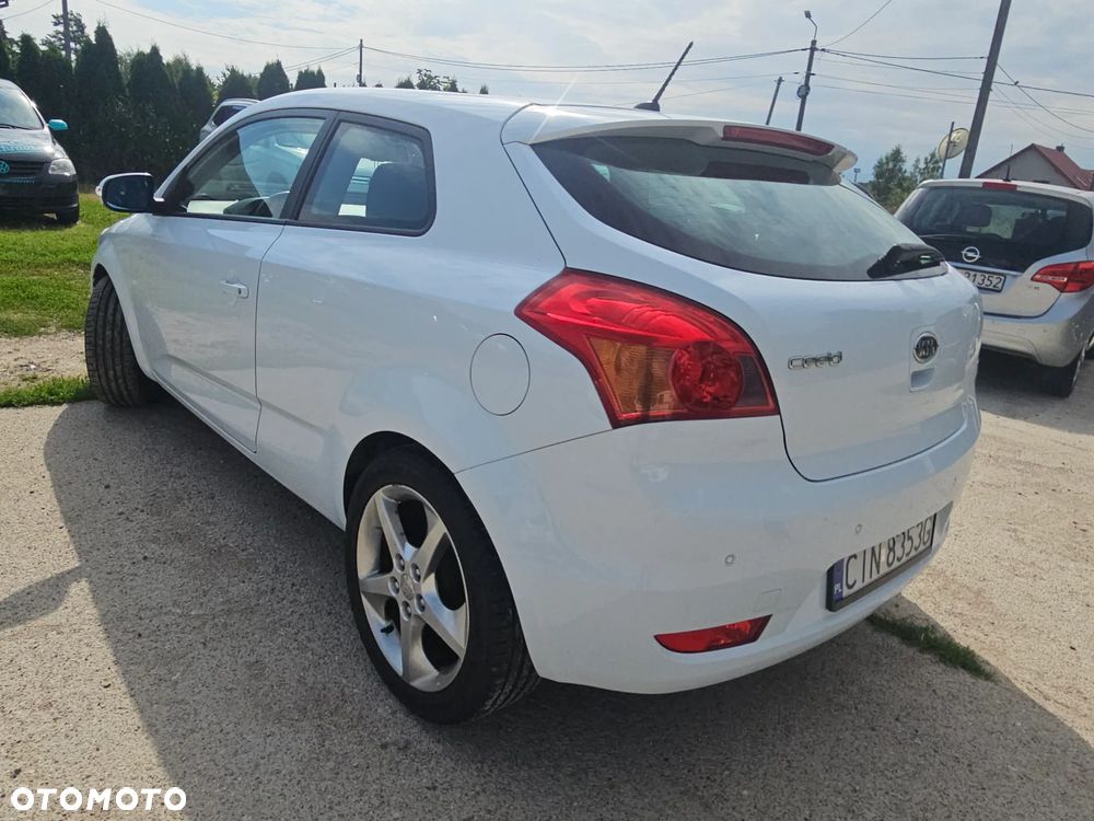 Kia ProCeed Pro_cee'd 1.6 Optimum + - 8