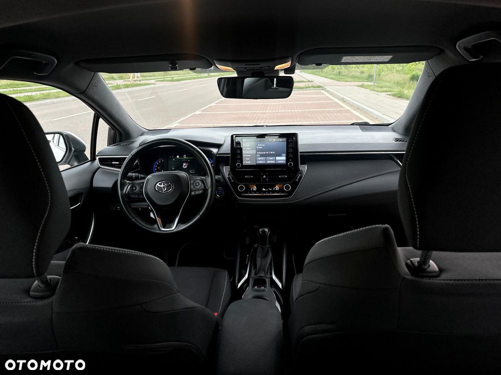 Toyota Corolla - 11