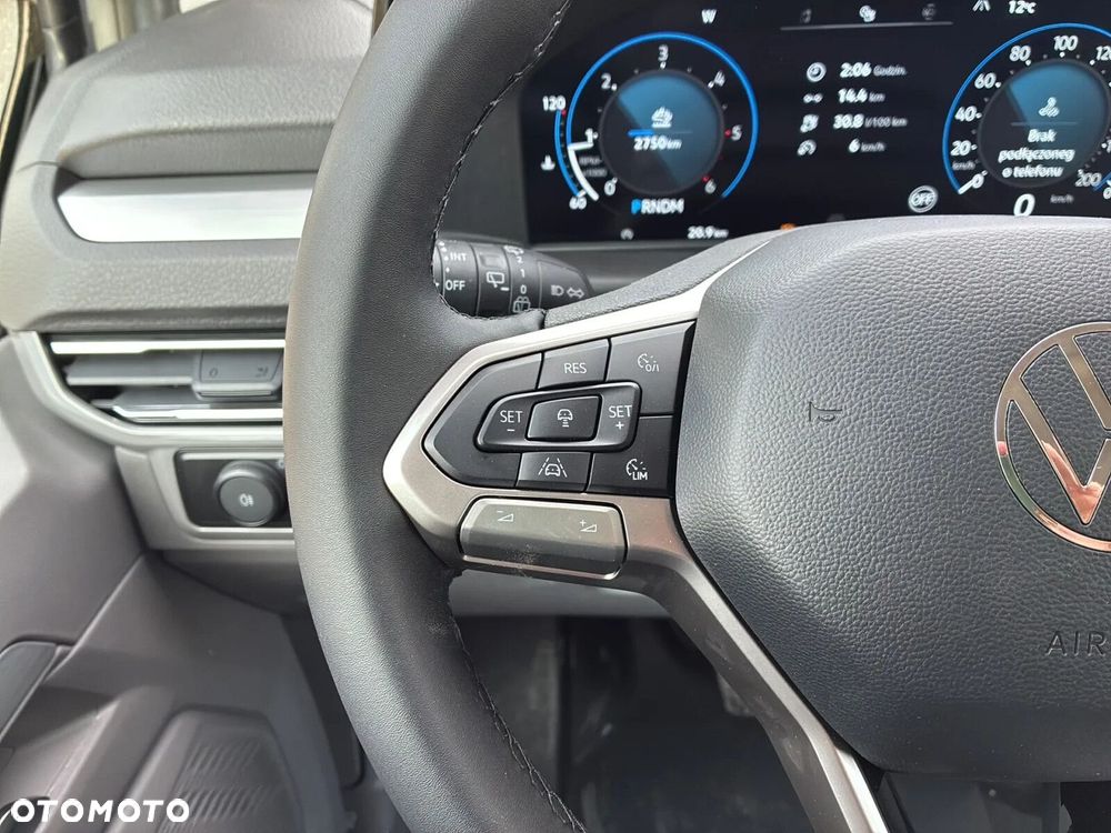 Volkswagen Caravelle - 21