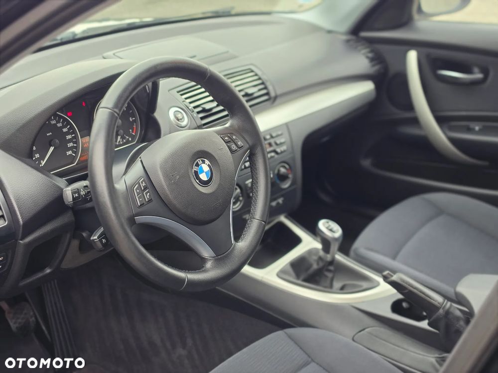 BMW Seria 1 116i Edition Sport - 3