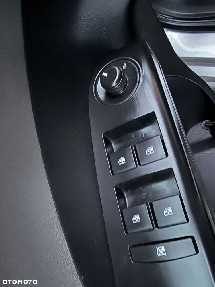 Chevrolet Aveo 1.6 LTZ S/S - 10