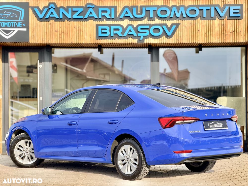 Skoda Octavia 2.0 TDI DSG Ambition - 3