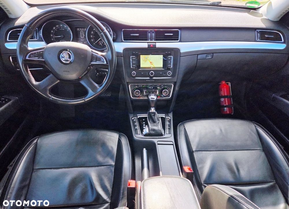 Skoda Superb 1.6 TDI Platinum DSG - 37