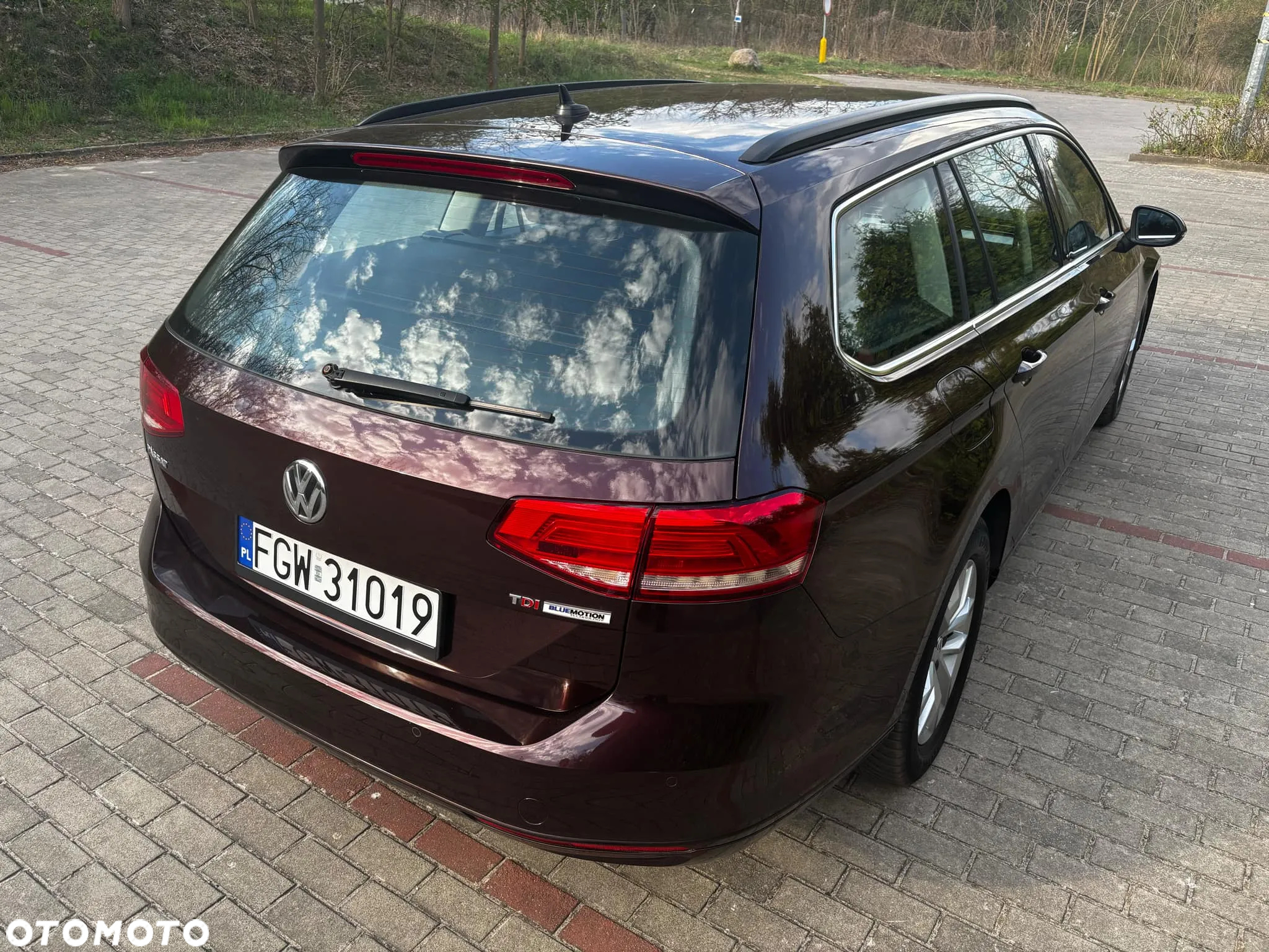 Volkswagen Passat 1.6 TDI BMT Comfortline - 10