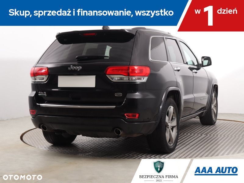 Jeep Grand Cherokee - 6