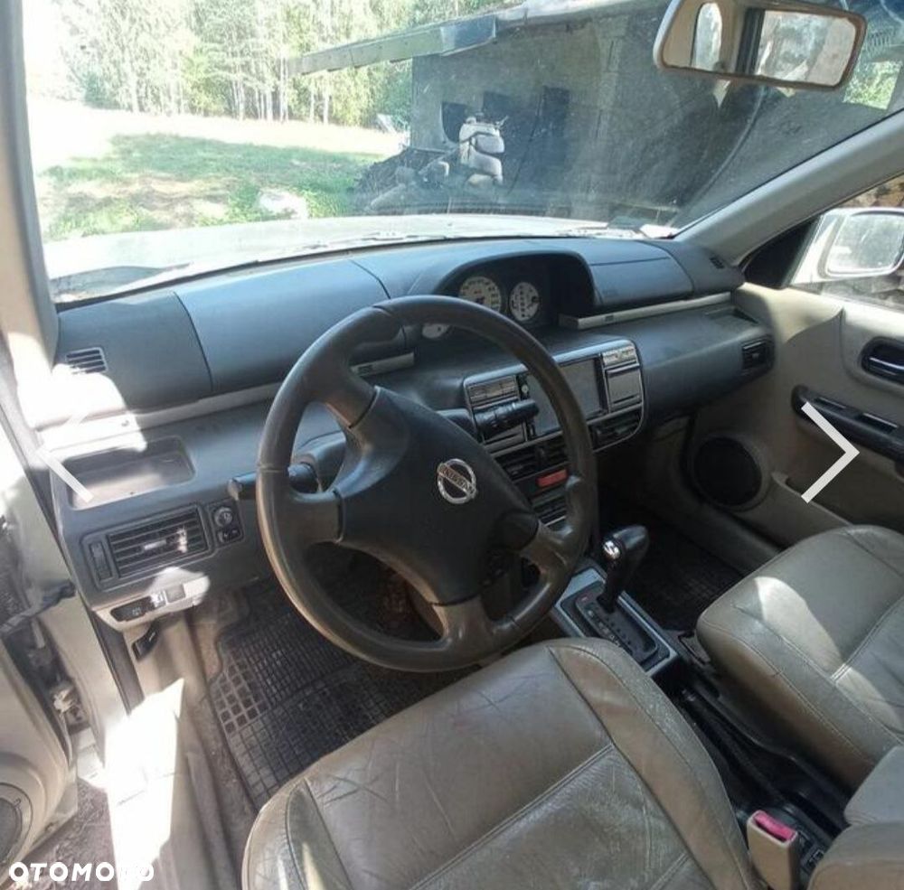 Nissan X-Trail 2.0 Luxury - 7
